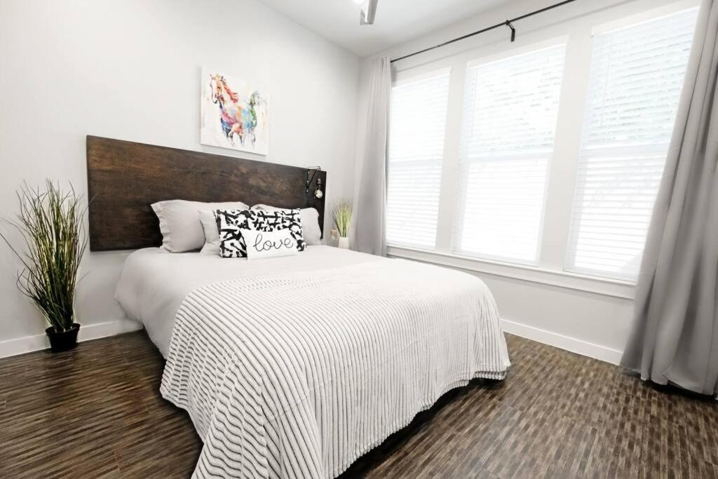 The Kozy Urban Dallas Flat Exteriör bild